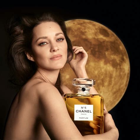 no 5 chanel advert actress|chanel fragrance 5.